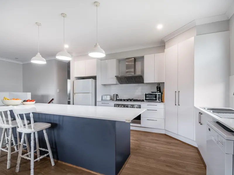 Spacious Family home PLUS development opportunities