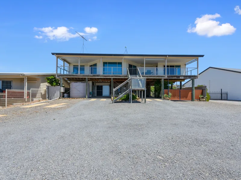 Sensational Lifestyle Home that is sure to Impress with Amazing Sweeping Seaviews!
