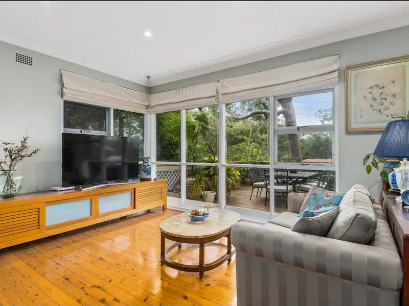 $ 695 per week -available 16 June 2022