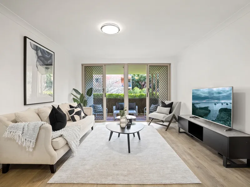 Ground Floor Garden Apartment in Prime Locale