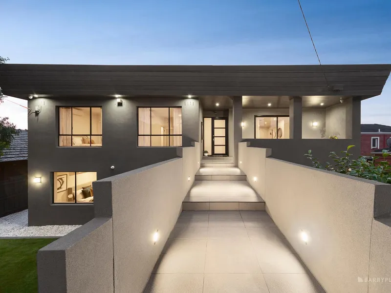 A Stylish and Sophisticated Family Sanctuary