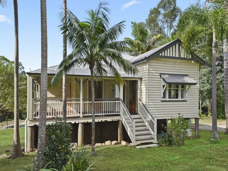 FRESHLY REFURBISHED QUEENSLANDER!