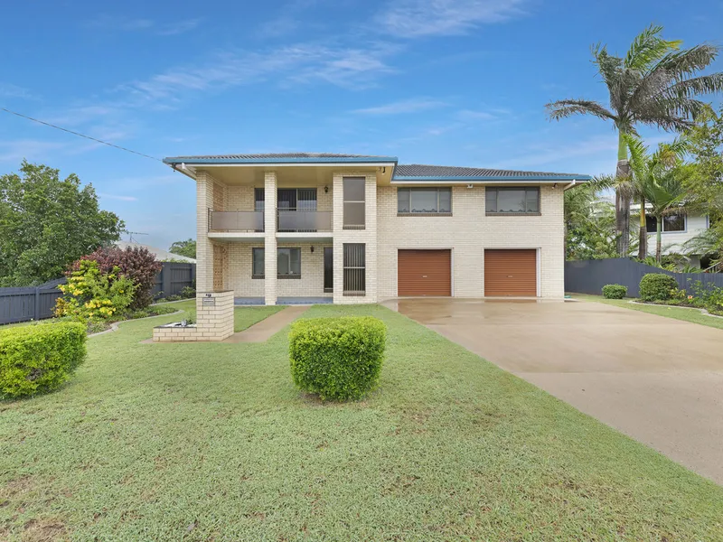 IMMACULATELY PRESENTED SPACIOUS BRICK HOME WITH POOL