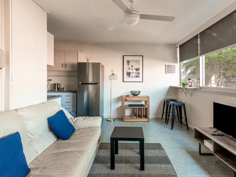 1-Bedroom Apartment with Parking Spot and Pool