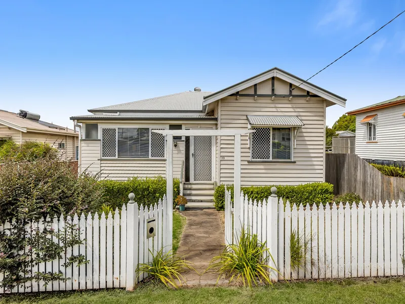 Renovated and Updated on a Big Fenced Block!