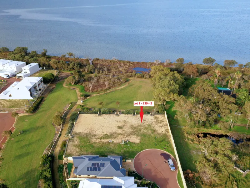 239m2 estuary front land, Merrin Vista estate