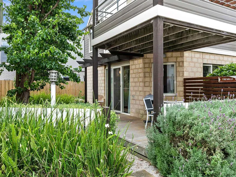 Seaside Living &nbsp;“Trevally Suite”