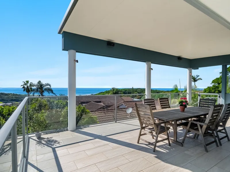 180°  Ocean Views
