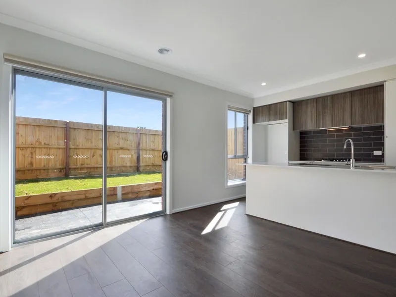 All New Beauty with North-facing Courtyard Close to Park Reserve