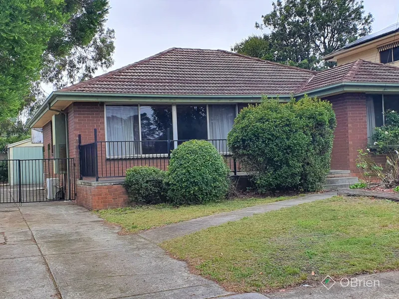 THREE BEDROOM FAMILY HOME!