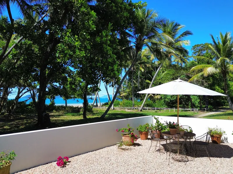 Front Row Seat - Absolute Beachfront Home in Iconic Donkin Lane, Mission Beach Tropical NQ