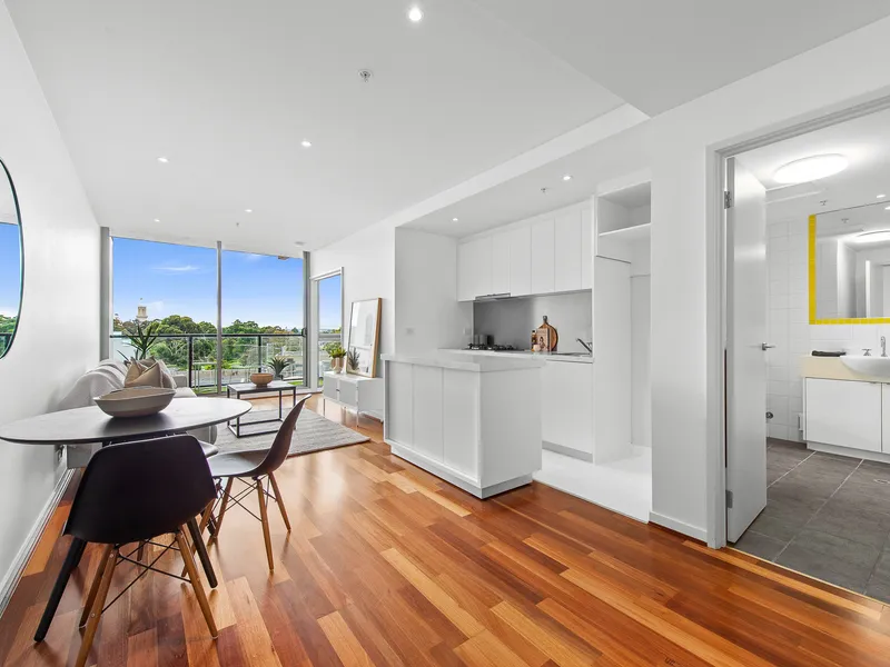 Eye-catching Property With Picturesque Park Views