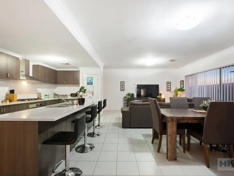 LARGE family home with all the extras.......