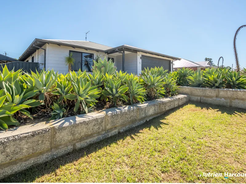 Exceptional Family Living Awaits!!! Home Open Tuesday 2nd of April @4:00pm-4:45pm...