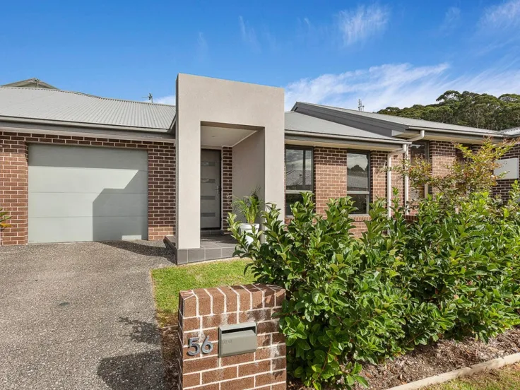 STUNNING SINGLE LEVEL ABODE