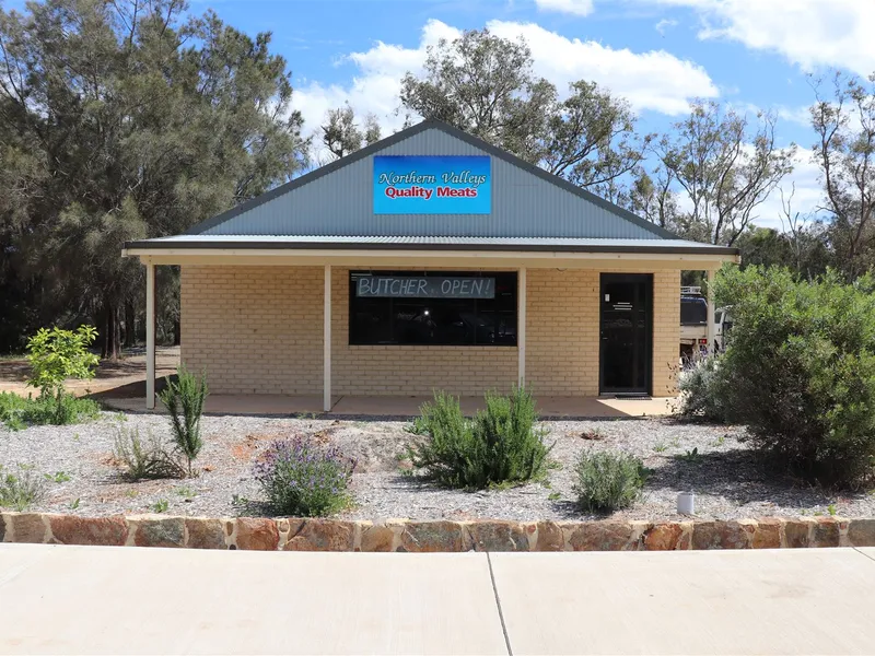 Investment Opportunity- Commercial Building on 600m2