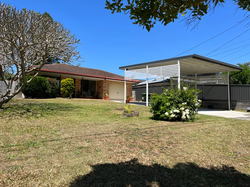 🔥 HOT NEW LISTING FOR RENT IN HOPE ISLAND 🔥 $695 Per Week - Available Now 🔥