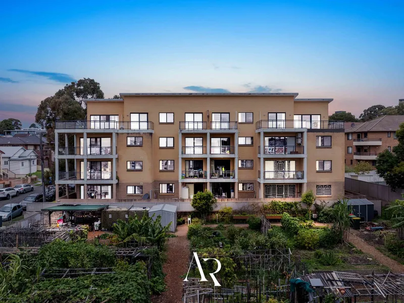 Spacious Double Brick Apartment with Multiple Balconies and Stunning Views