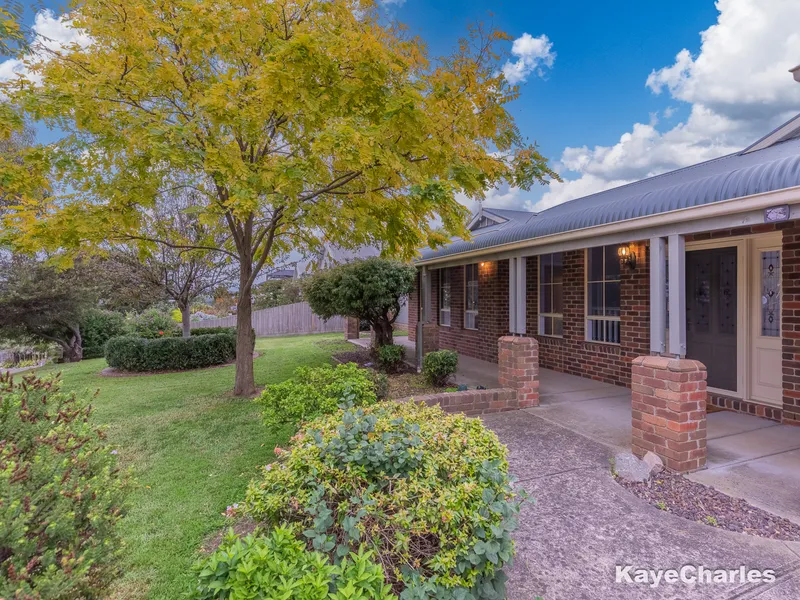 Family living on a generous block with sweeping Views