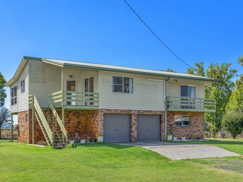 Fantastic Family Home, Perfect for the Horse Lover