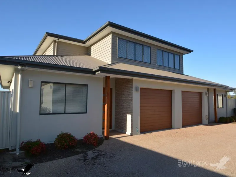 STANTHORPE - 'TOWNHOMES' – NO BODY CORP FEES – LUXURY RESIDENCES
