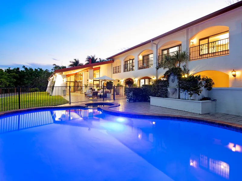 93sq Spanish Mansion with stunning 180-degree skyline views