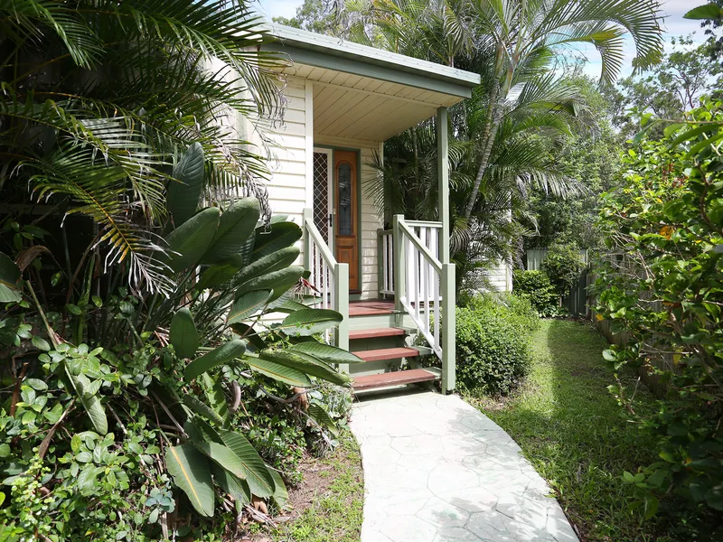 Sensational Over 50’s Living with Gorgeous Greenery