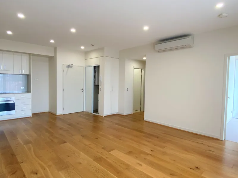 Gorgeous RED CASTLE Apartment