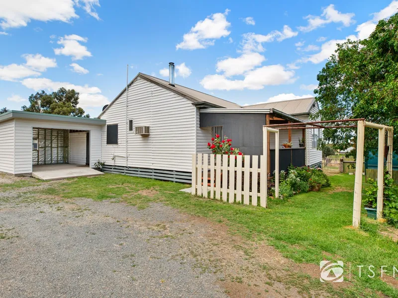 Live The Dream In A Renovated Home On One Acre
