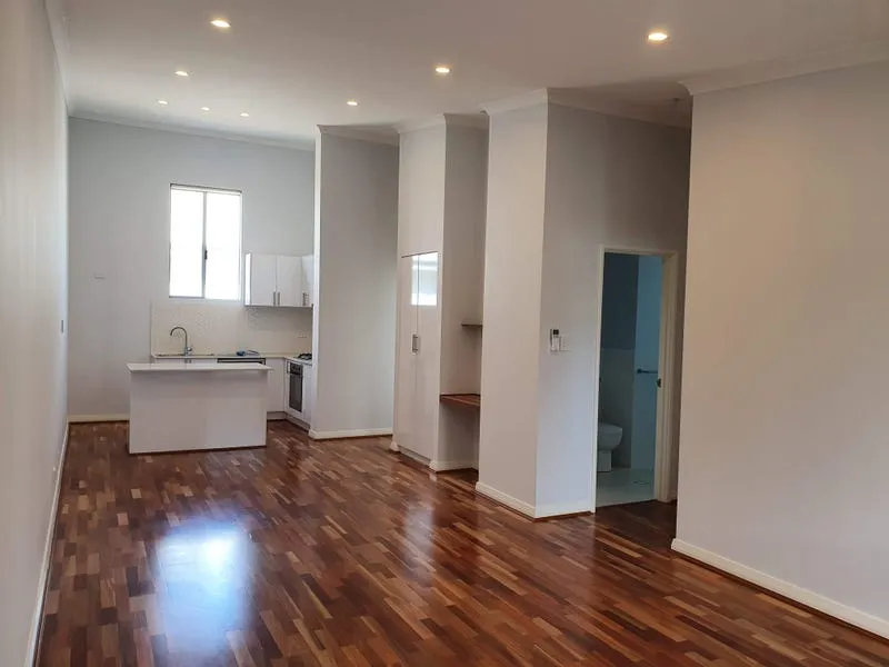 Neat and Tidy Modern Unit