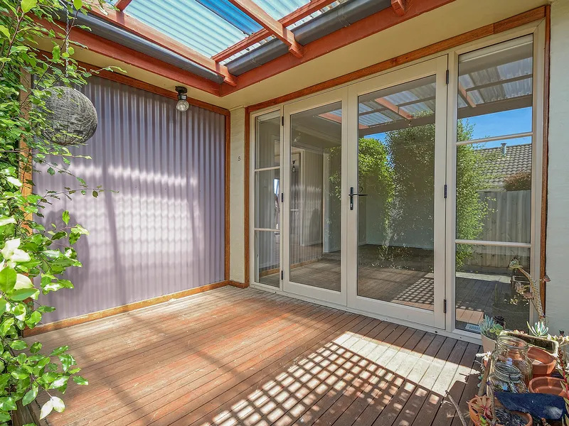 PLEASANT SURPRISE | LARGE UNIT | OUTDOOR LIVING