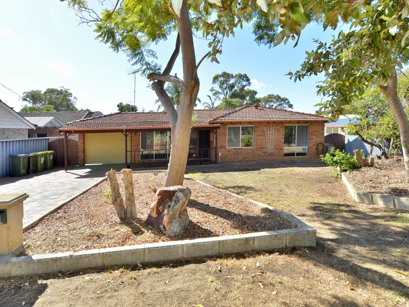 LOCATION PLUS! JUST LISTED