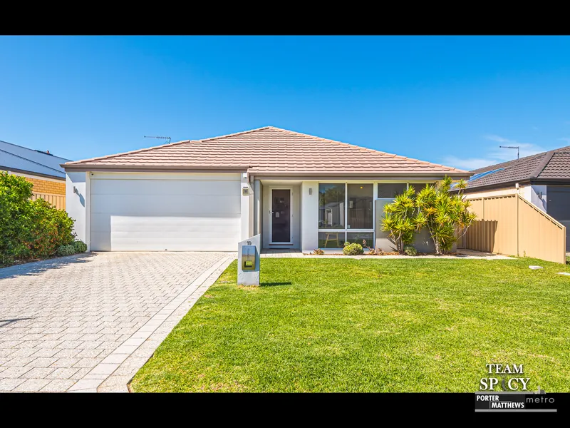 Sublime Modern Living - In The Heart Of The Haven !!!