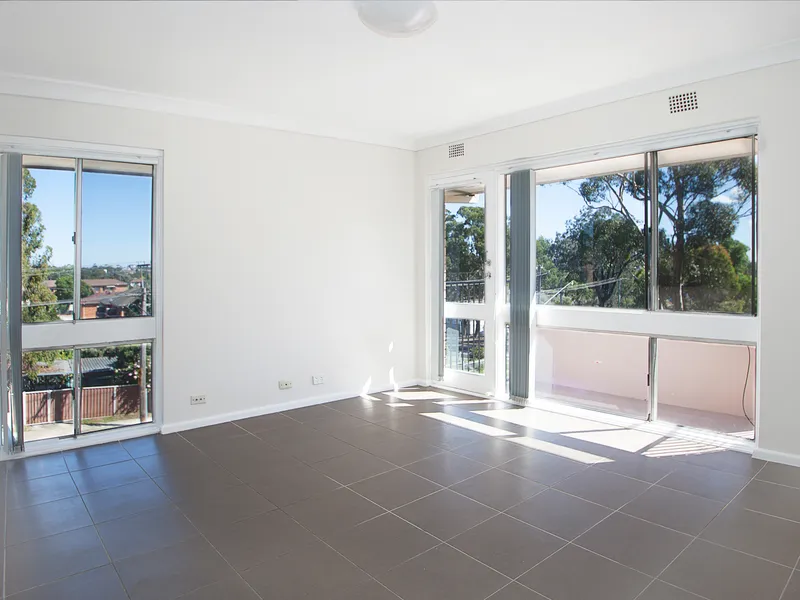 PURCHASE THE WHOLE BUILDING!