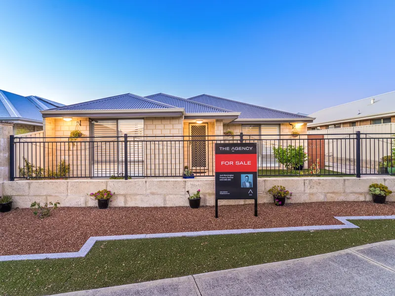 PERFECTLY PRESENTED 4 x 2 IN A FABULOUS LOCATION!