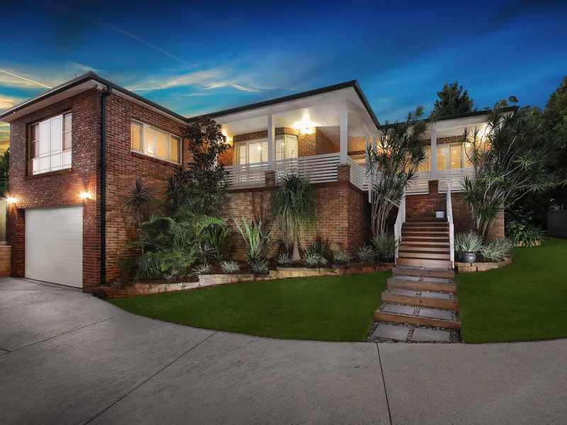 FULL BRICK HOME IN BLUE CHIP LOCATION