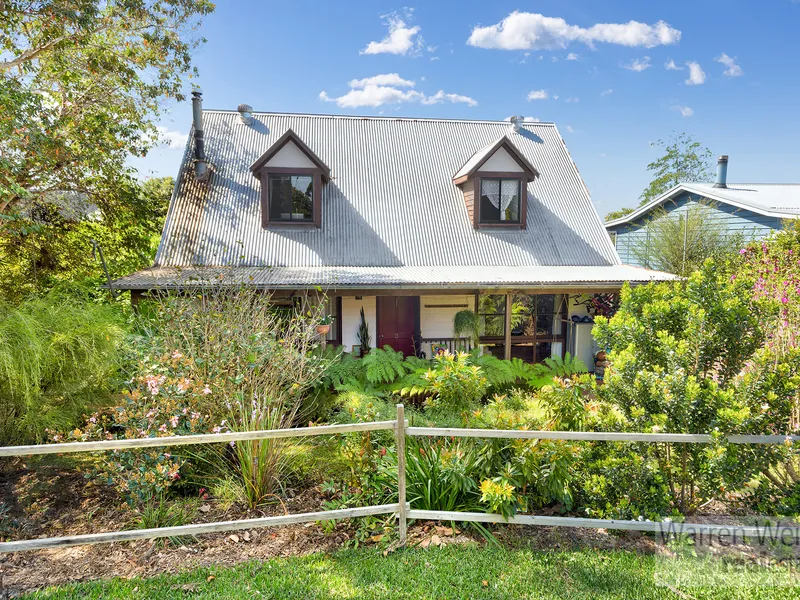 Quirky Home with Privacy and Breeze