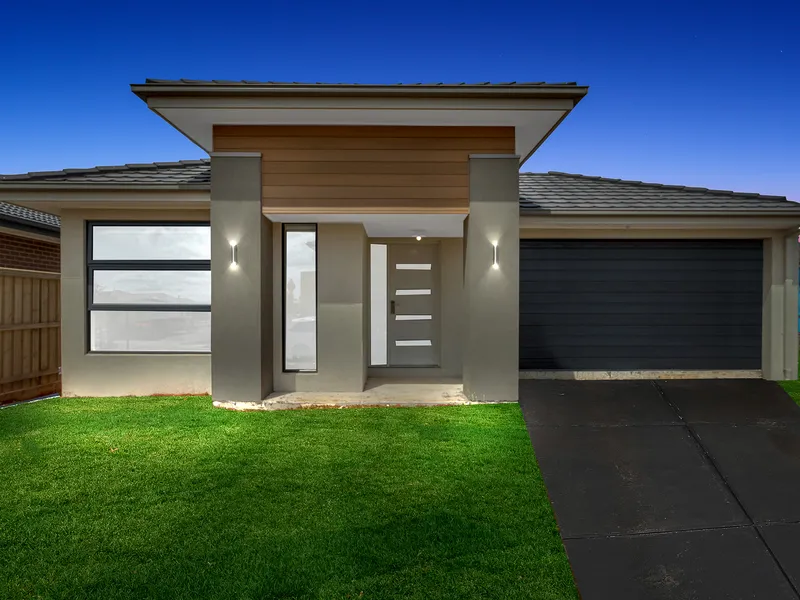 BRAND NEW 4 BEDROOM FAMILY HOME FOR RENT IN THORNHILL PARK !!