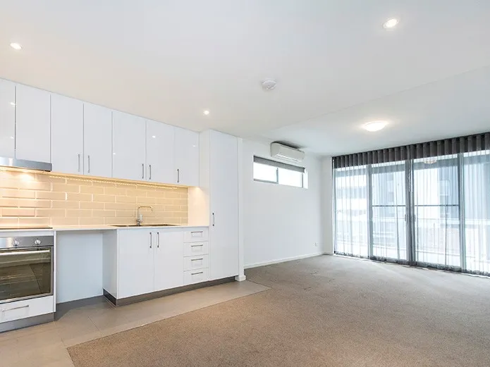 Executive Living on the City-Edge