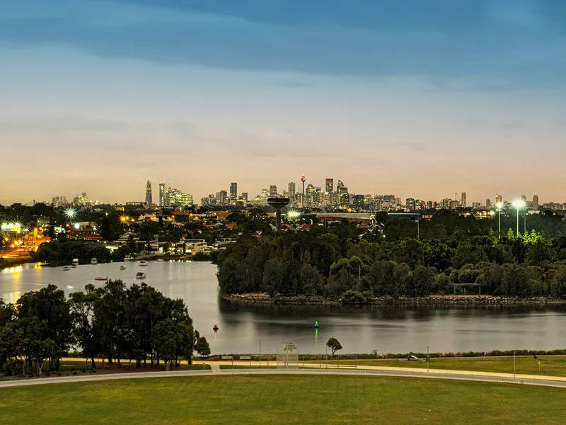 ONE BEDROOM APARTMENT WITH BREATHTAKING CITY VIEWS!