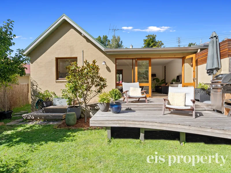 Peaceful, Modern, Two bedroom unit in South Hobart