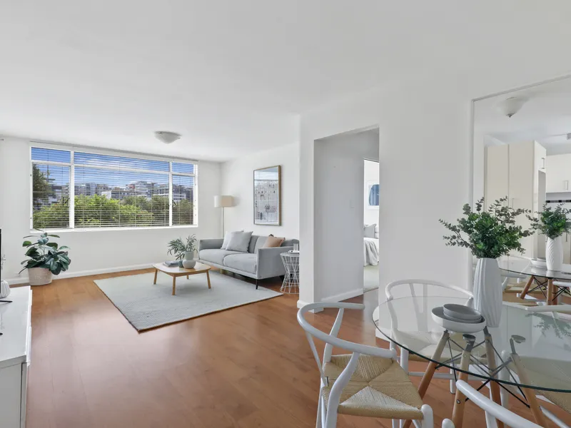 Renovated Apartment - Opposite Tasker Park