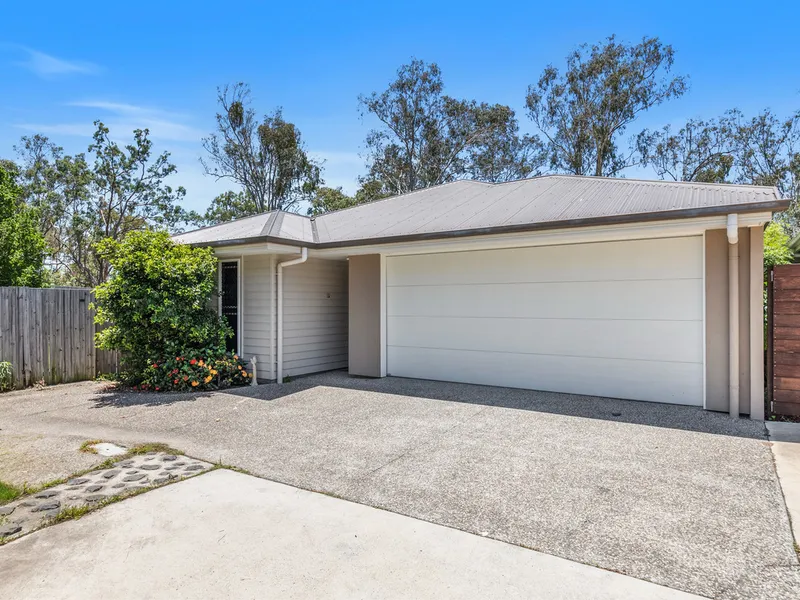 MODERN FAMILY HOME IN SOUGHT AFTER DEEBING HEIGHTS
