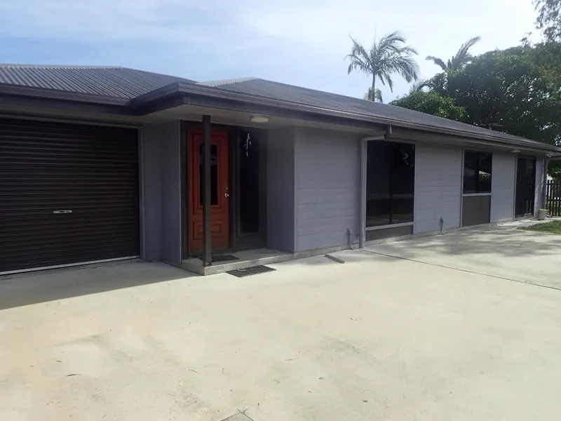 MODERN HOME LOCATED IN NORTH MACKAY