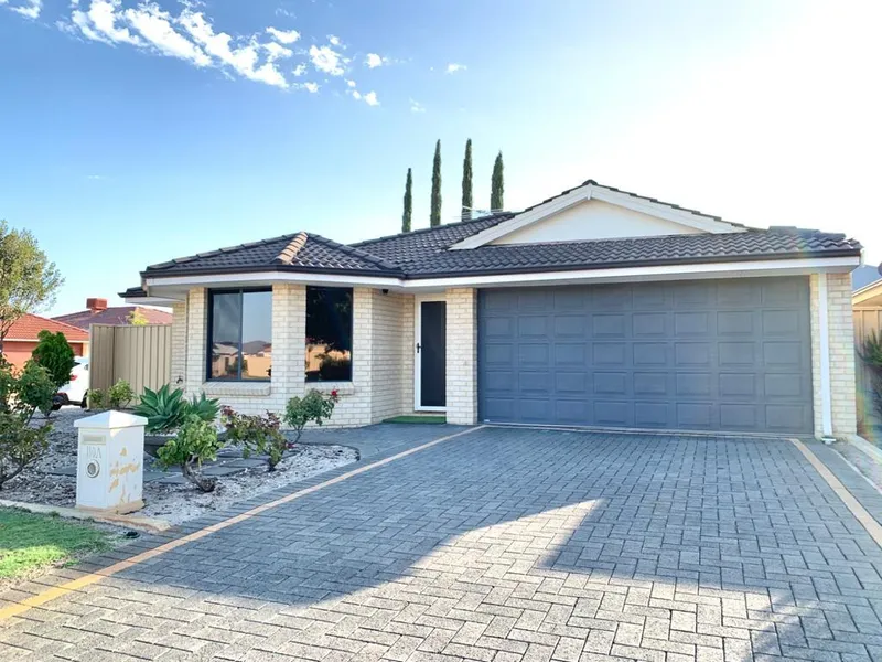 Perfect Family Home in Caladenia School Zone!!