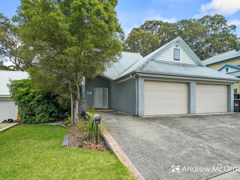 LIVE THE RESORT LIFESTYLE YEAR ROUND