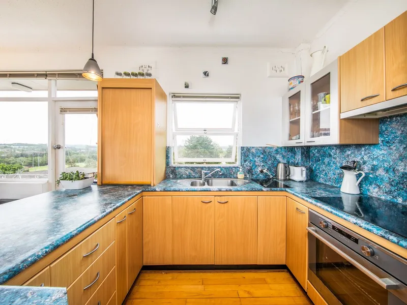 Modern Apartment With Beach Views