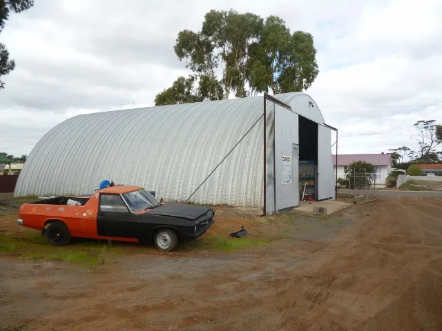 Workshop for sale!