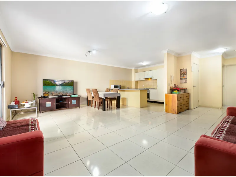Great Unit in a Great Location! Inspect & Feel the Difference!