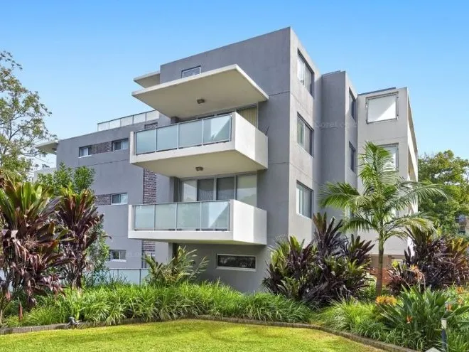 AURALIA APARTMENTS - ONE BEDROOM WITH STUDY NOOK